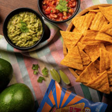 Bingo! Mad Angles Very Peri Peri - Spicy & Crunchy Corn-Based Triangle Chips Pack for Snacks – 117g/130g