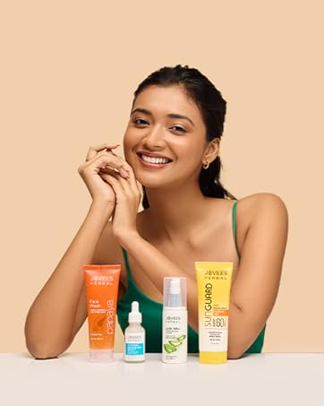 Jovees Herbal Neem Skin Toner | Sun Protection, Tightens Pores, Glowing Skin | 100% Natural | Paraben and Alcohol Free | For All Skin Types | 100ML