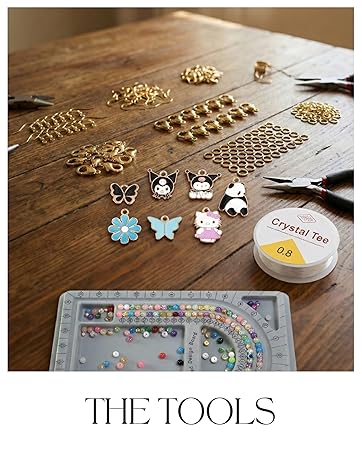 Ambitieux DIY Bracelet Making Kit – 575+ Beads Jewelry Set with Glass, Double, Charms Pendants Accessories, Evil Eye, Elastic Thread, Cutter & Jute Bag – Craft Kit for Girls, Kids & Adults birthday 2 3 4 5 6 7 8 9 years (Crackle)