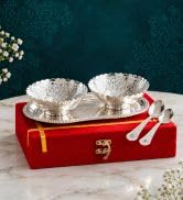 INDIAN ART VILLA Pure Copper Drinkware Gift Set of Hammered Design 1 Bottle & 2 Glass with Blue Box, Gifting Item for Diwali, Birthday & Parties, Bottle-900 ML & Glass- 275 ML
