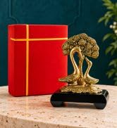 INDIAN ART VILLA Pure Copper Drinkware Gift Set – Embossed Design with 1 Bottle (900 ML) & 2 Glasses (275 ML) in a Blue Box – Gifting Item for Diwali, Weddings, and Festive Occasions
