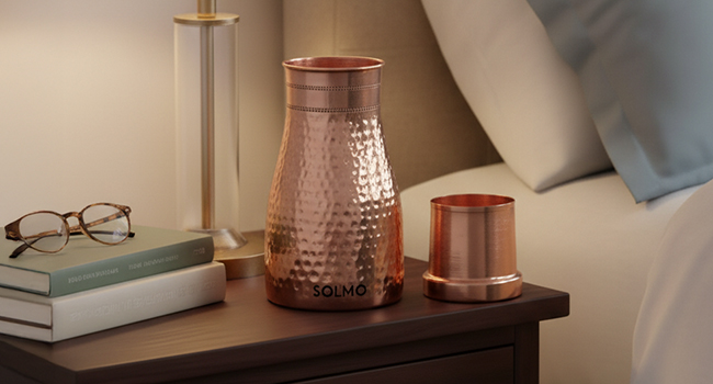 Amazon Brand - Solimo Copper Water Pot | Bedside Pot with Glass | Hammered Finish |950 ml