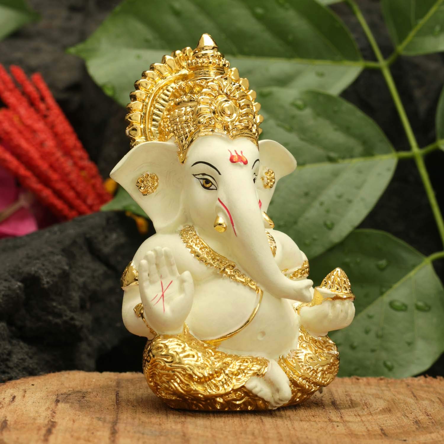 Collectible India Ganesha for Car Dashboard Ganesh Statue Murti Gold Plated Terracotta Lord Ganpati Diwali Gifts Home Decor Figurine (Size: 3.5 x 2 inches) – view 3