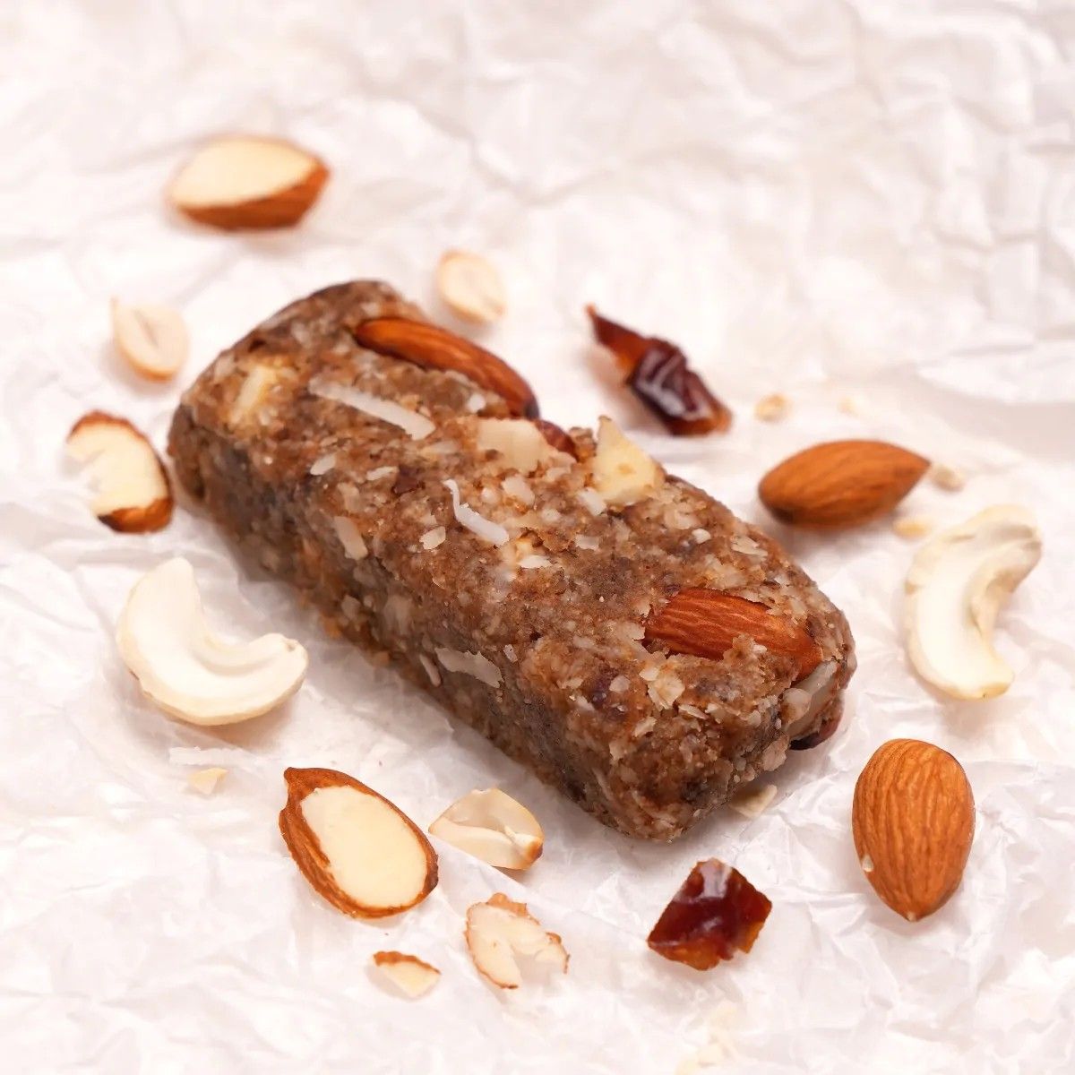 Isha Life Roasted Coconut with Peanut Butter Energy Bar 40gm Natural Snack Bar Made with Dates, Cashew & Almond – view 4