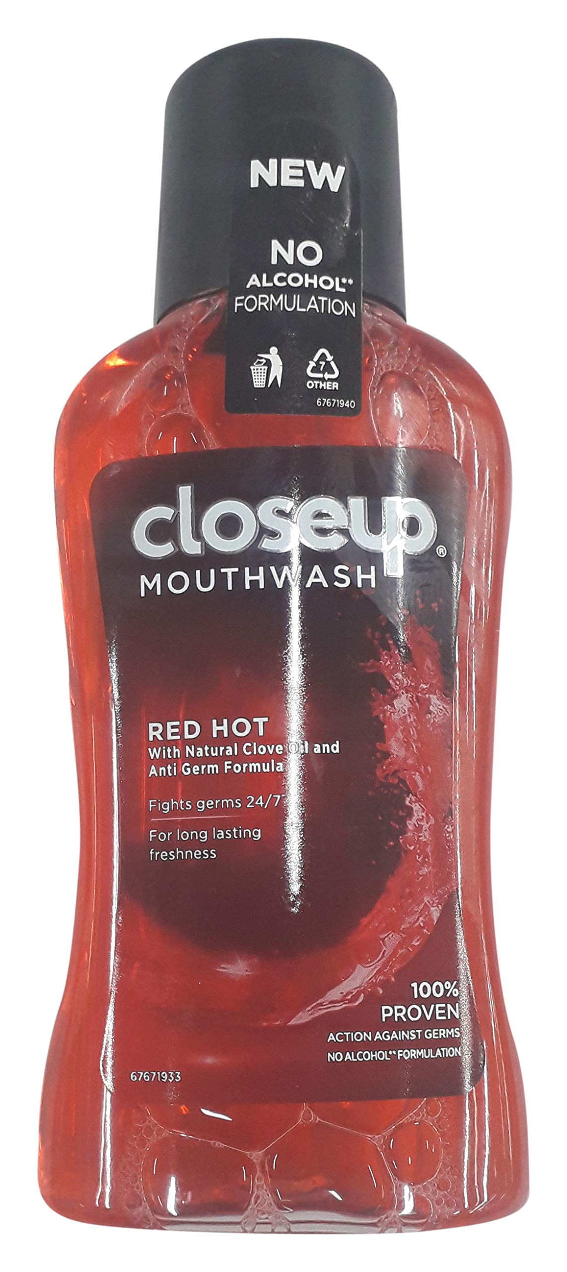 Close Up mouthwash Red Hot bottle for adult oral care