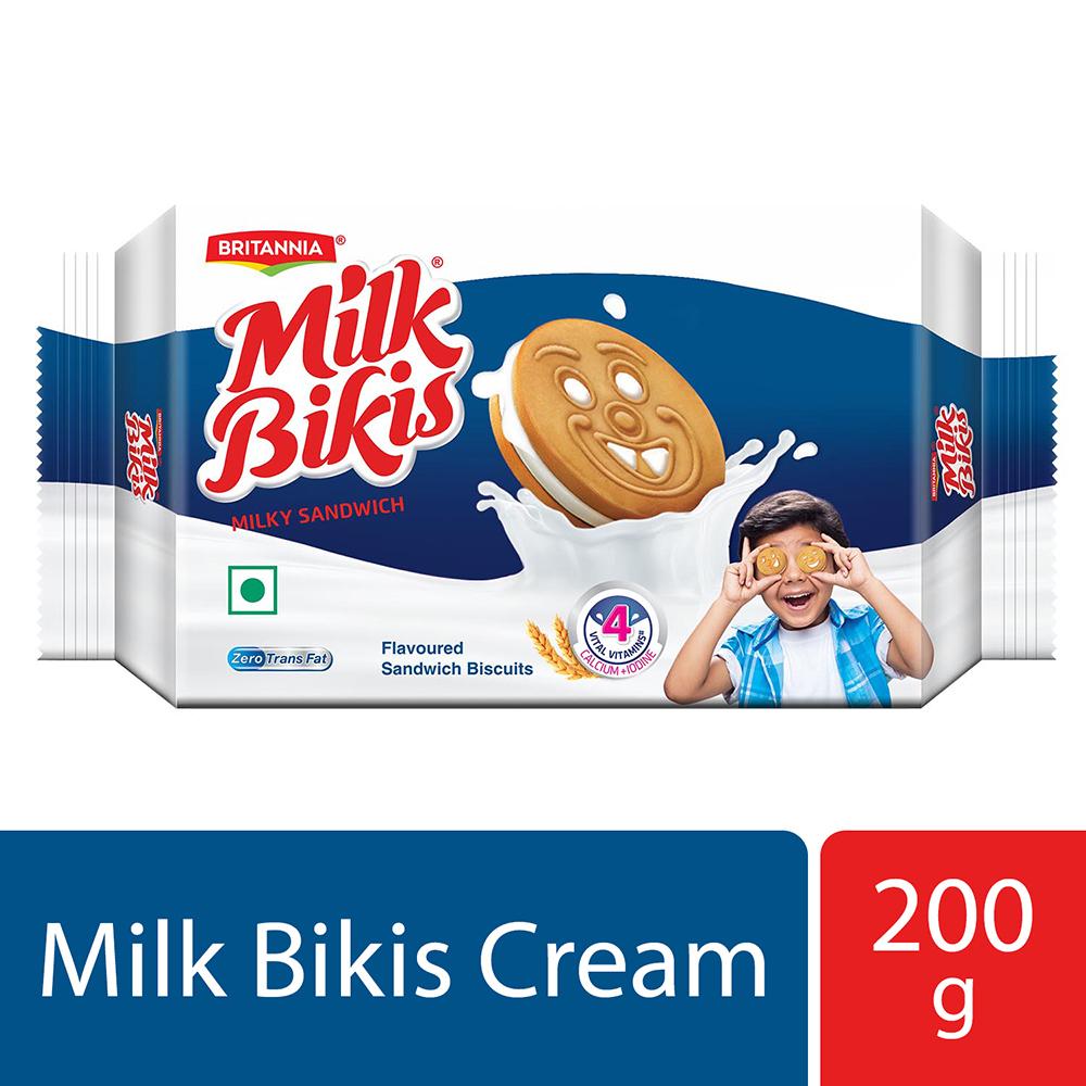 Front view of Britannia Milk Bikis cream biscuit pouch