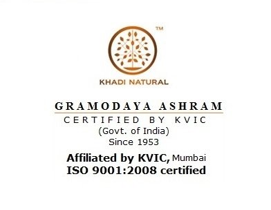KHADI NATURAL Almond and Honey Gel Scrub With Pure Manuka Honey, 100g – view 2