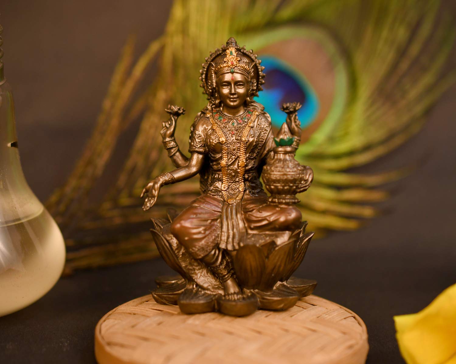 Collectible India Goddess Lakshmi Idol Hindu Laxmi Goddess Statue Home Office Decor (Size 8cm x 5cm) – view 3