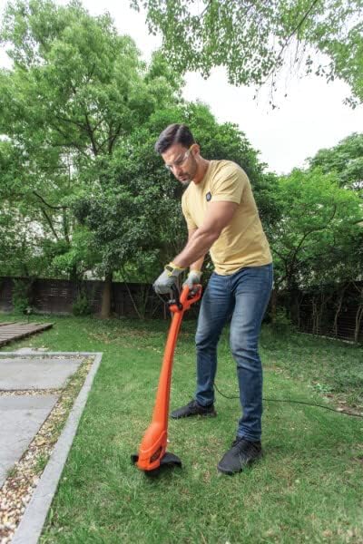 BLACK+DECKER GL350L 350W Corded String Trimmer, 12000 RPM, 23 cm (9 – view 7