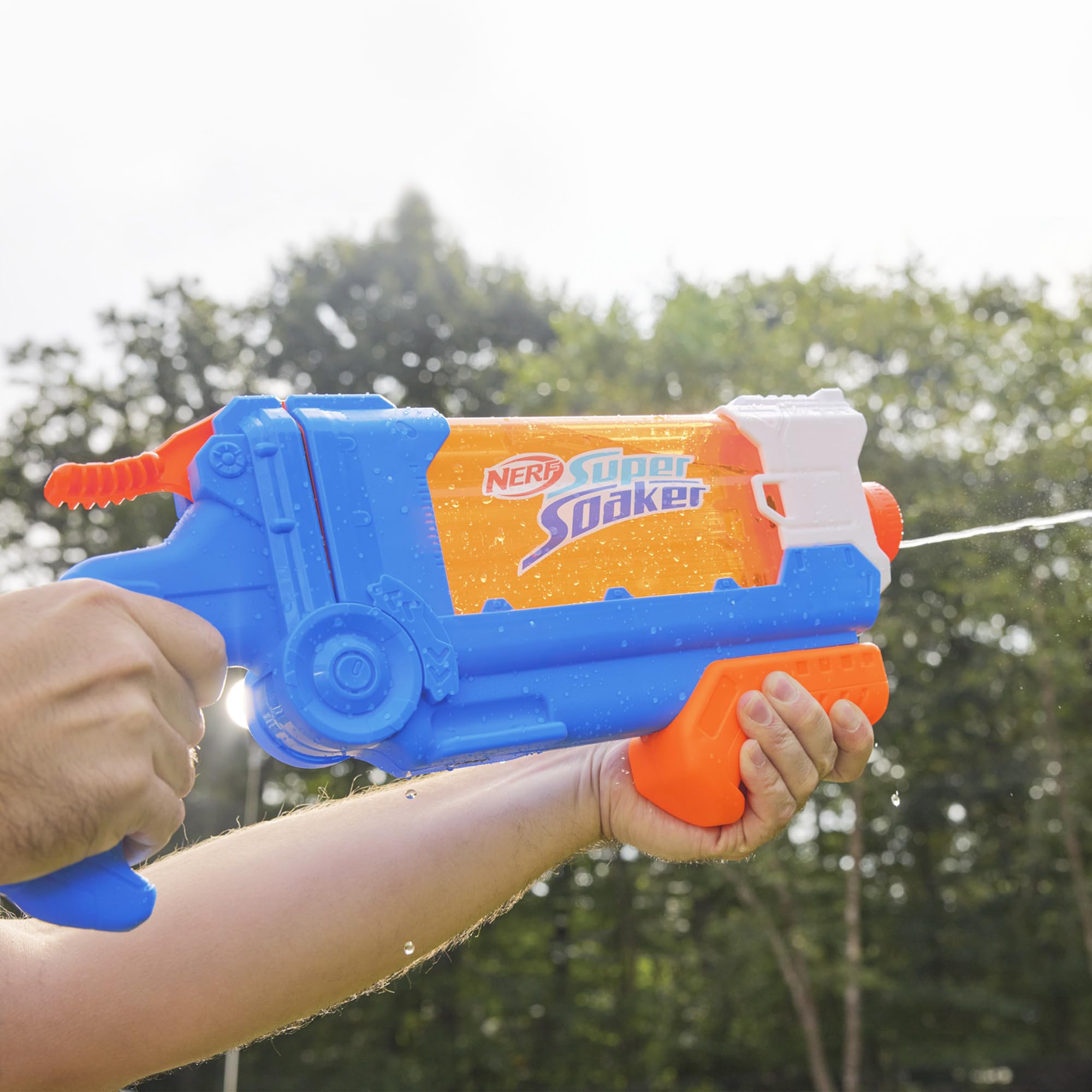 Nerf Super Soaker Flip Fill Water Blaster - 4 Spray Styles - Fast Fill - Large 890ml Water Tank - Pichkari for Outdoor Water Games, Branded Toy Pichkari for Holi Festival, for Kids 6+ – view 5