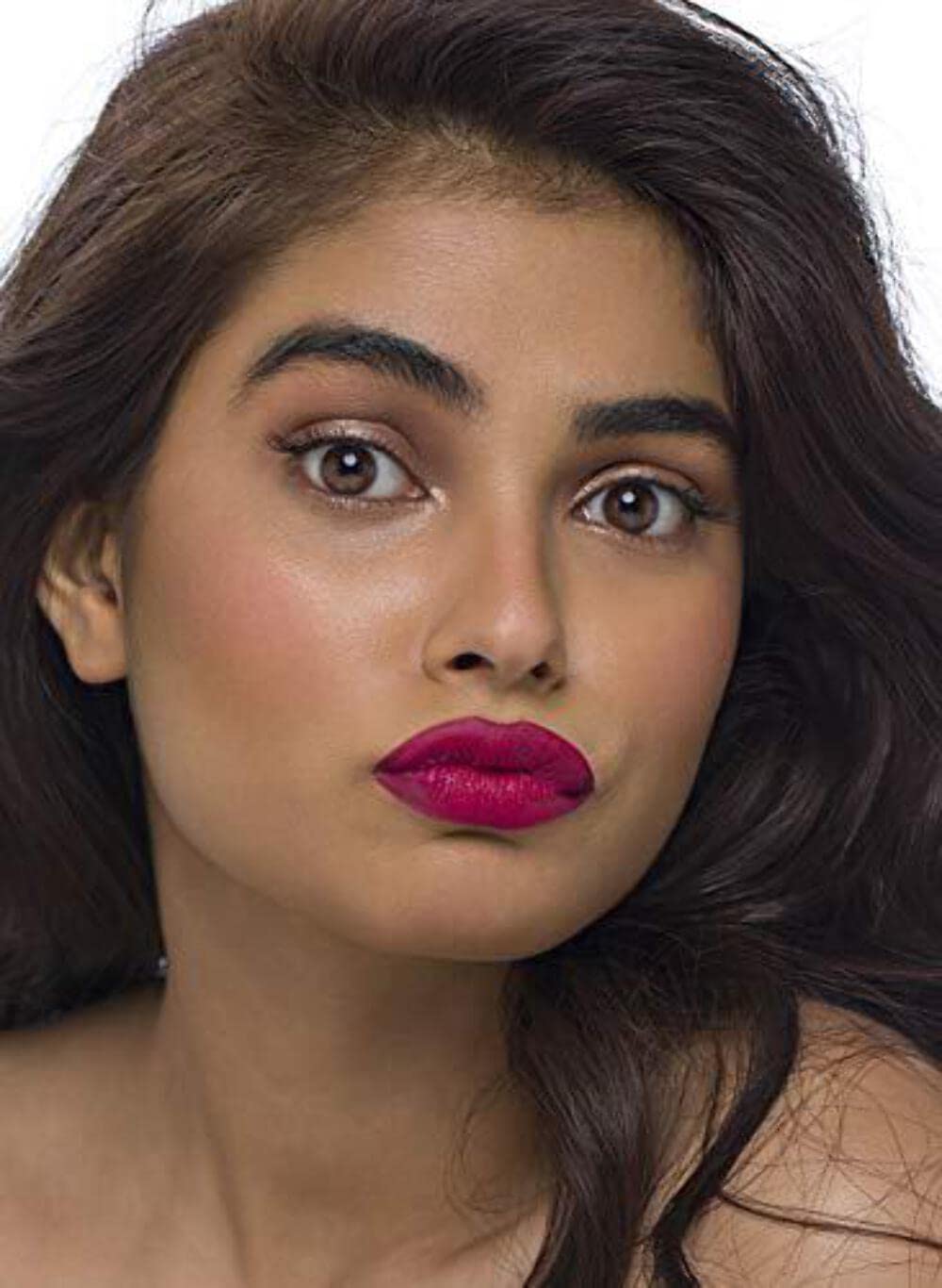 SUGAR Cosmetics Mettle Satin Lipstick – view 3