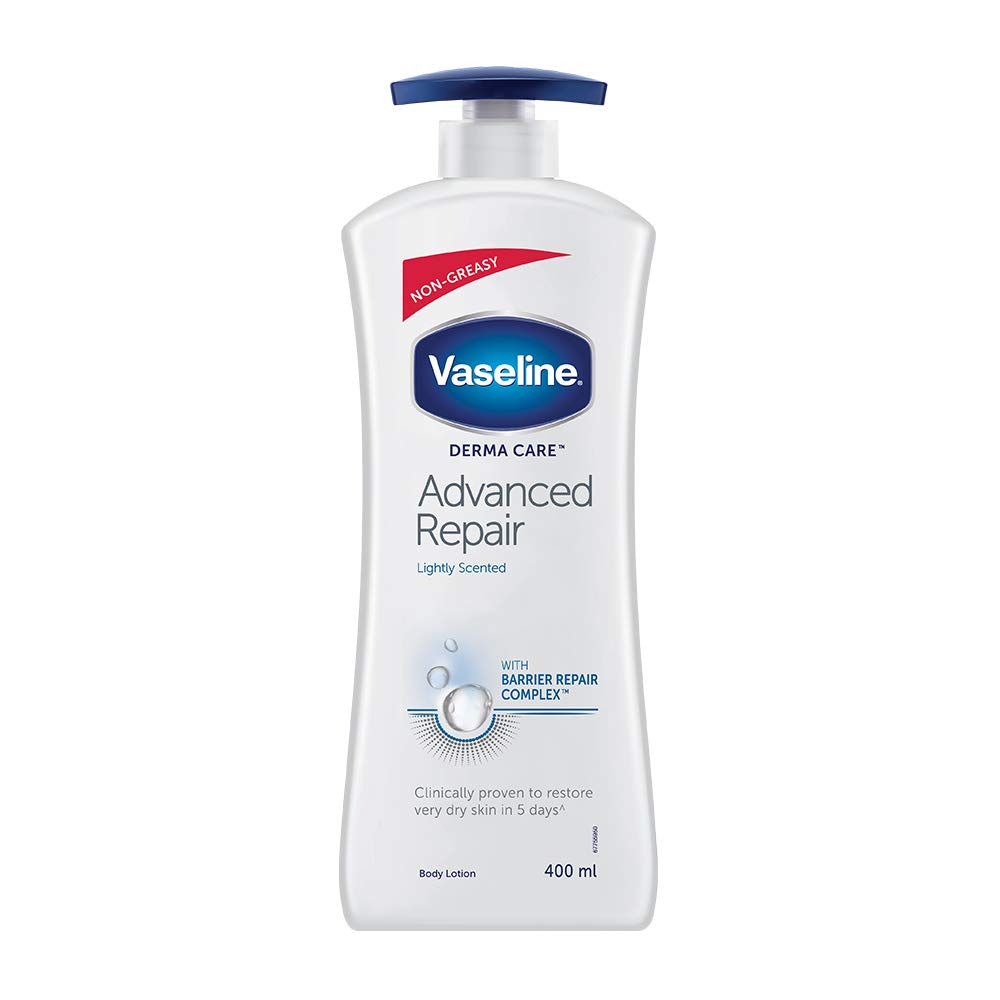 Vaseline body lotion bottle with quick-lock pump dispenser front view