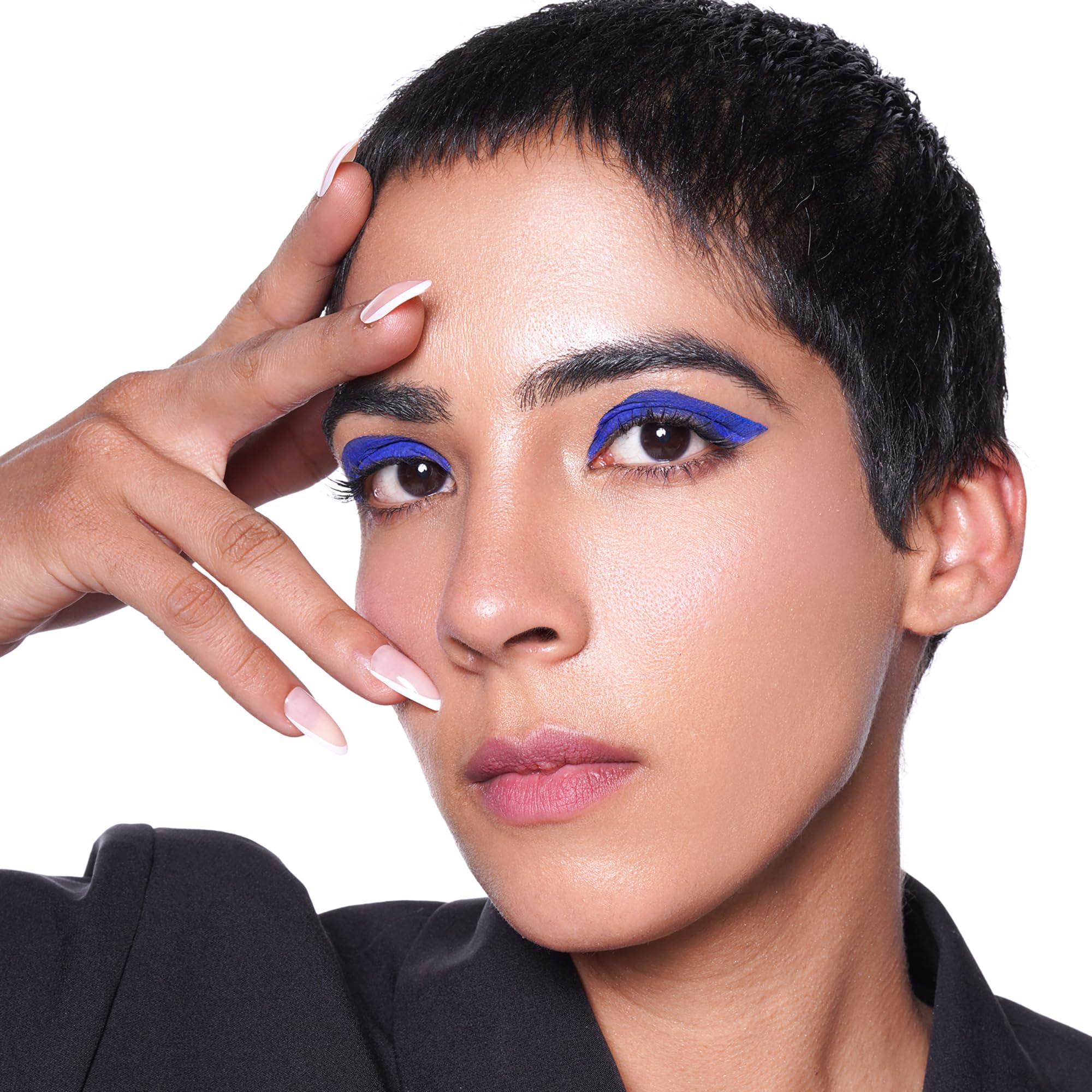 Colorbar All Matte Eyeliner, Blue 003, Matte Finish, 2.5ml – view 2