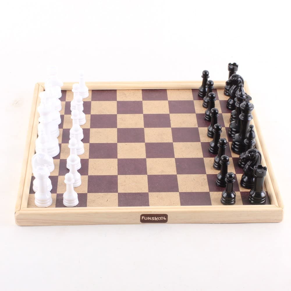 Funskool Games, Chess Classic, War and Strategy Game, Chess Set With Wooden Finish, for kids, Adults and Family, 2 Players, Ages 7 and Above – view 3