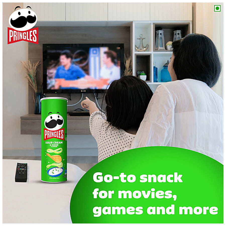 Pringles Potato Chips - Sour Cream & Onion Flavour, Crunchy & Crispy 107 g – view 10