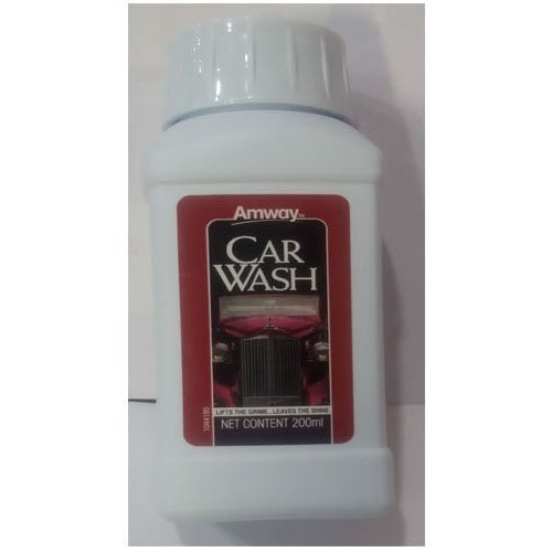 Front view of Amway Car Wash 200 ml liquid bottle
