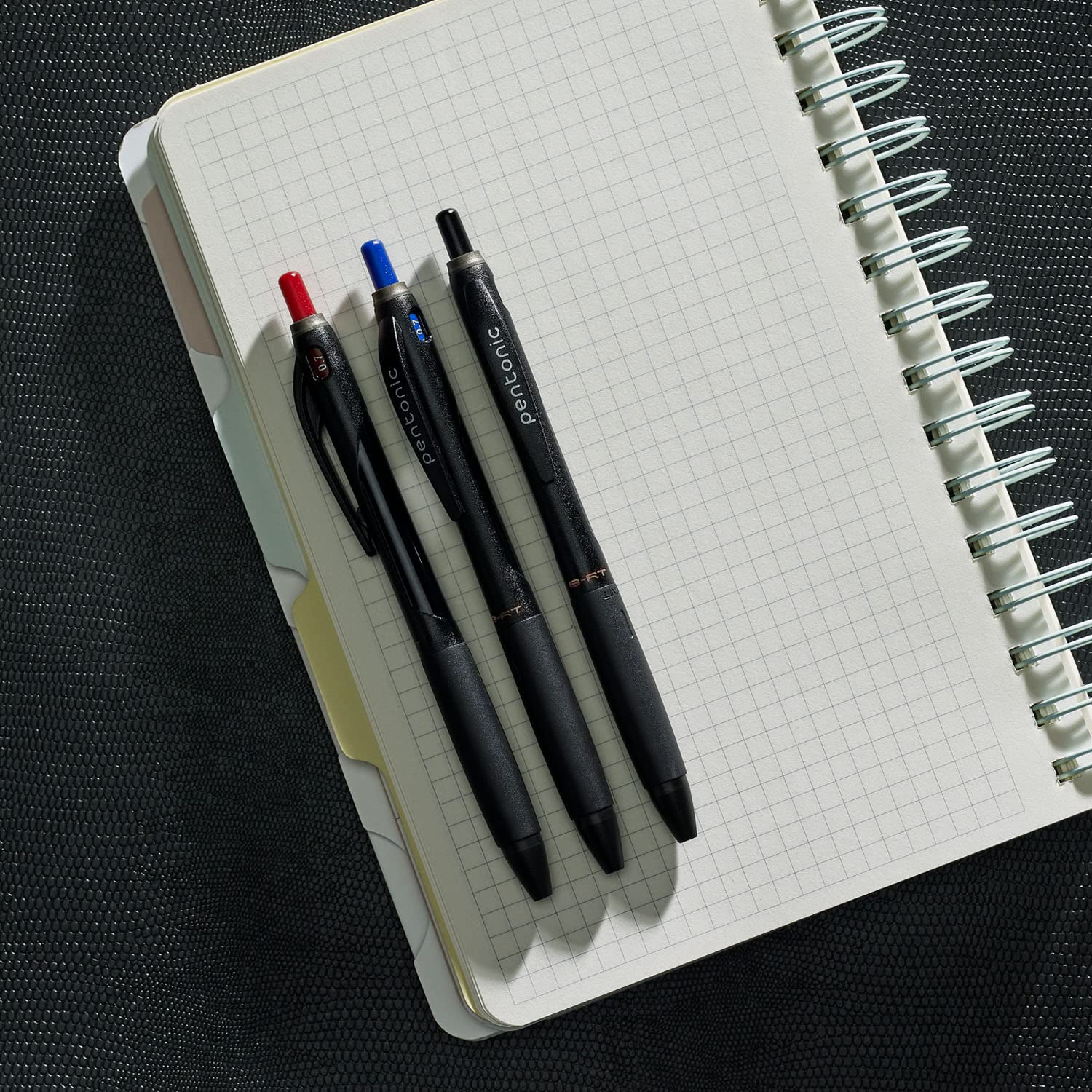 Pentonic B-RT 0.7mm Retractable Ball Pen Blister Pack – view 6