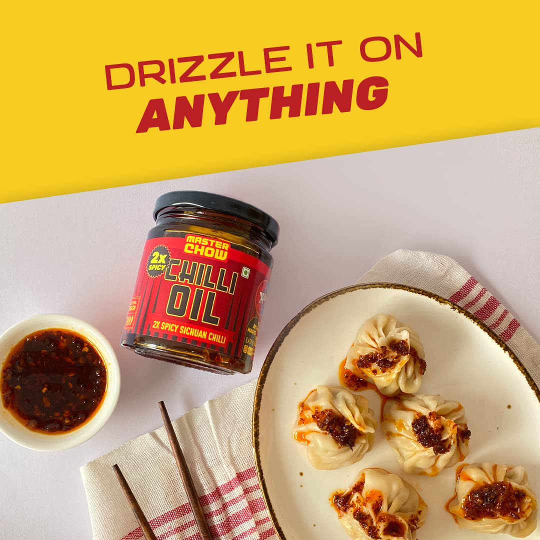 MasterChow Spicy Chowmein Pack - Extra Spicy 2x Chilli Oil Dip with Healthy Whole Wheat Noodles, Hakka Noodles & Bang Bang Chilli Garlic Cooking Sauce – view 3
