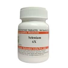 Front view of Selenium 6X trituration tablet 20 g pack