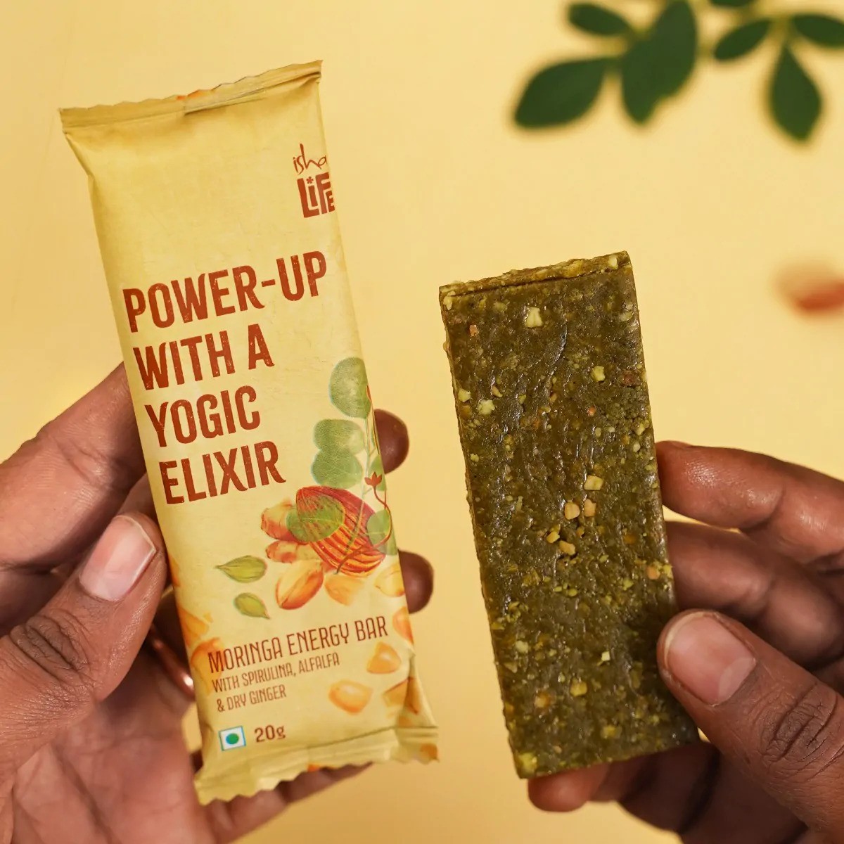 Isha Life Moringa Energy Bar Pack of 10 (20gm Each) – view 3