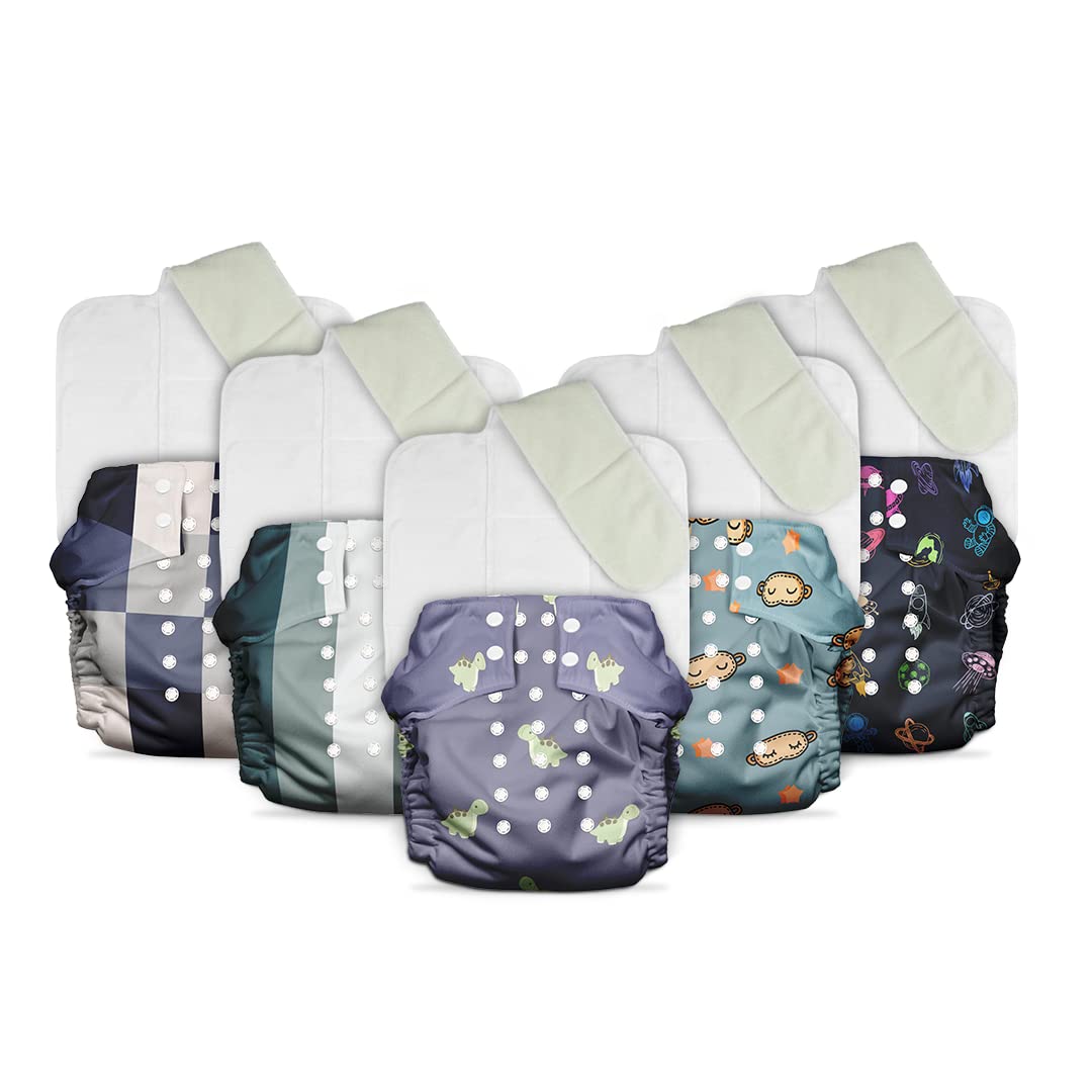 Reusable baby cloth diapers with snap buttons and waterproof outer shell