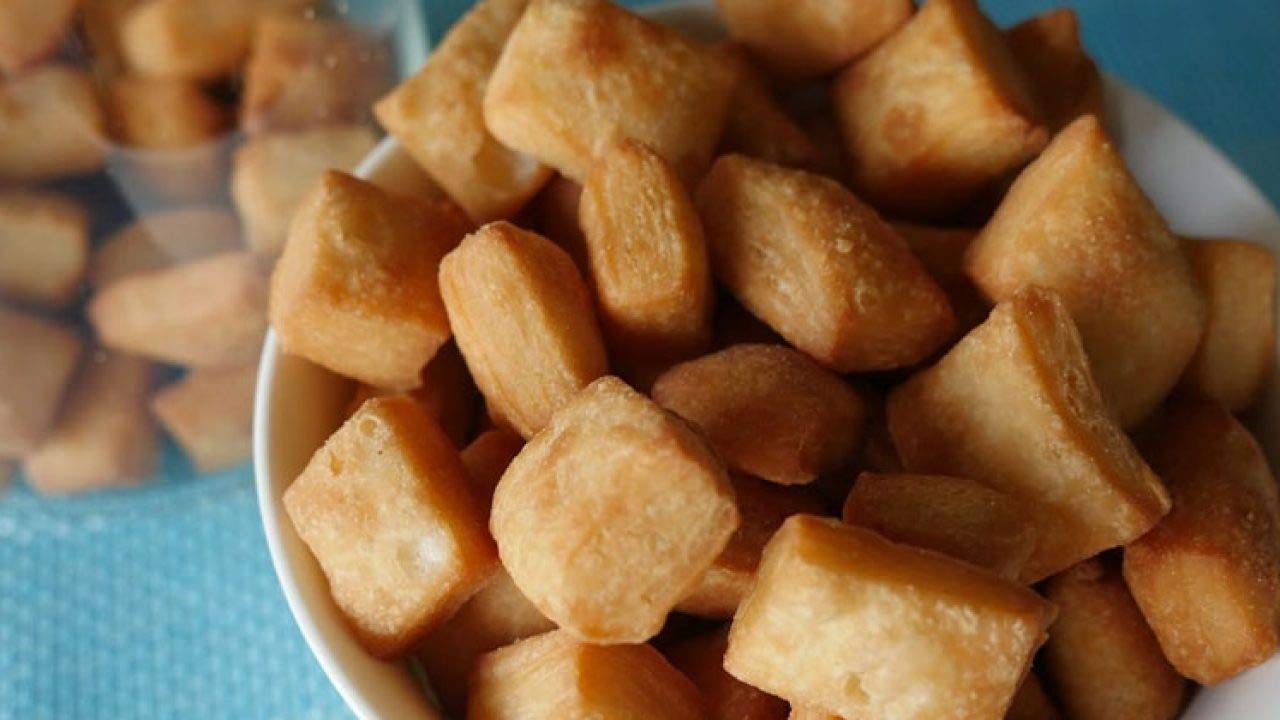 Kitchen Jungle Special Shakar Pare Meethe Ready to Eat Snack (मीठे शकरपारे/Shakkar Para) (200)