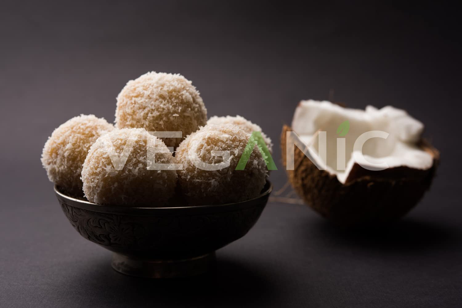 Veganic Coconut Laddu Nariyal Peda Coconut Candy 200g – view 4